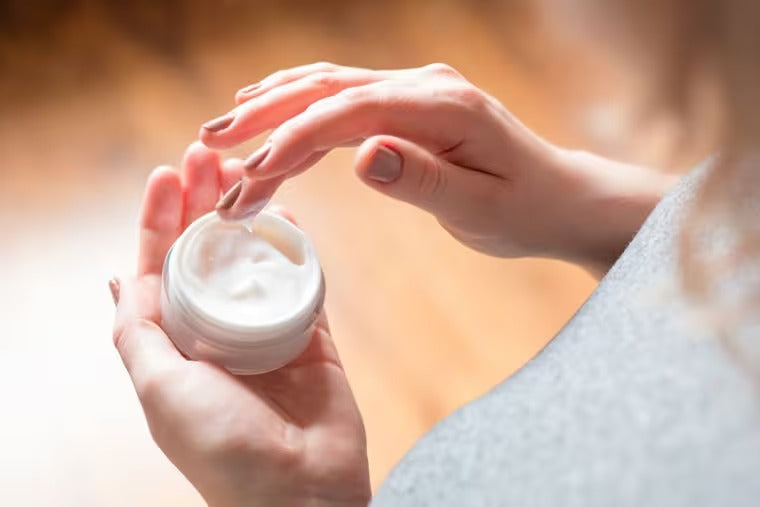 Niacinamide for Face Cream: How to Use It, What % to Add, and What It Works Best With