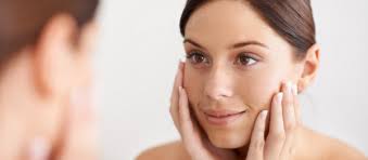 Top 10 Acids in Skin Whitening Formulations: A Guide for Cosmetic Brands